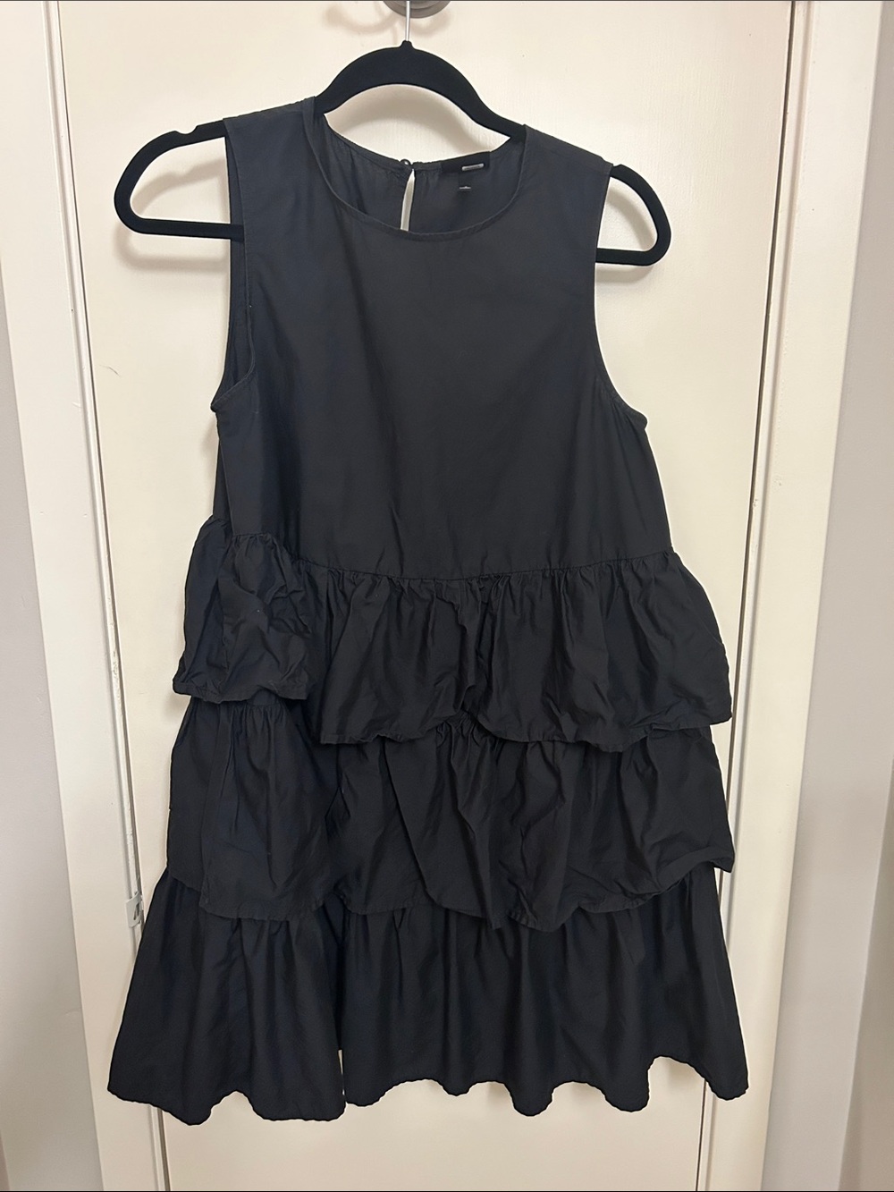 Who What Wear Black Sleeveless Tiered Ruffle Dress
